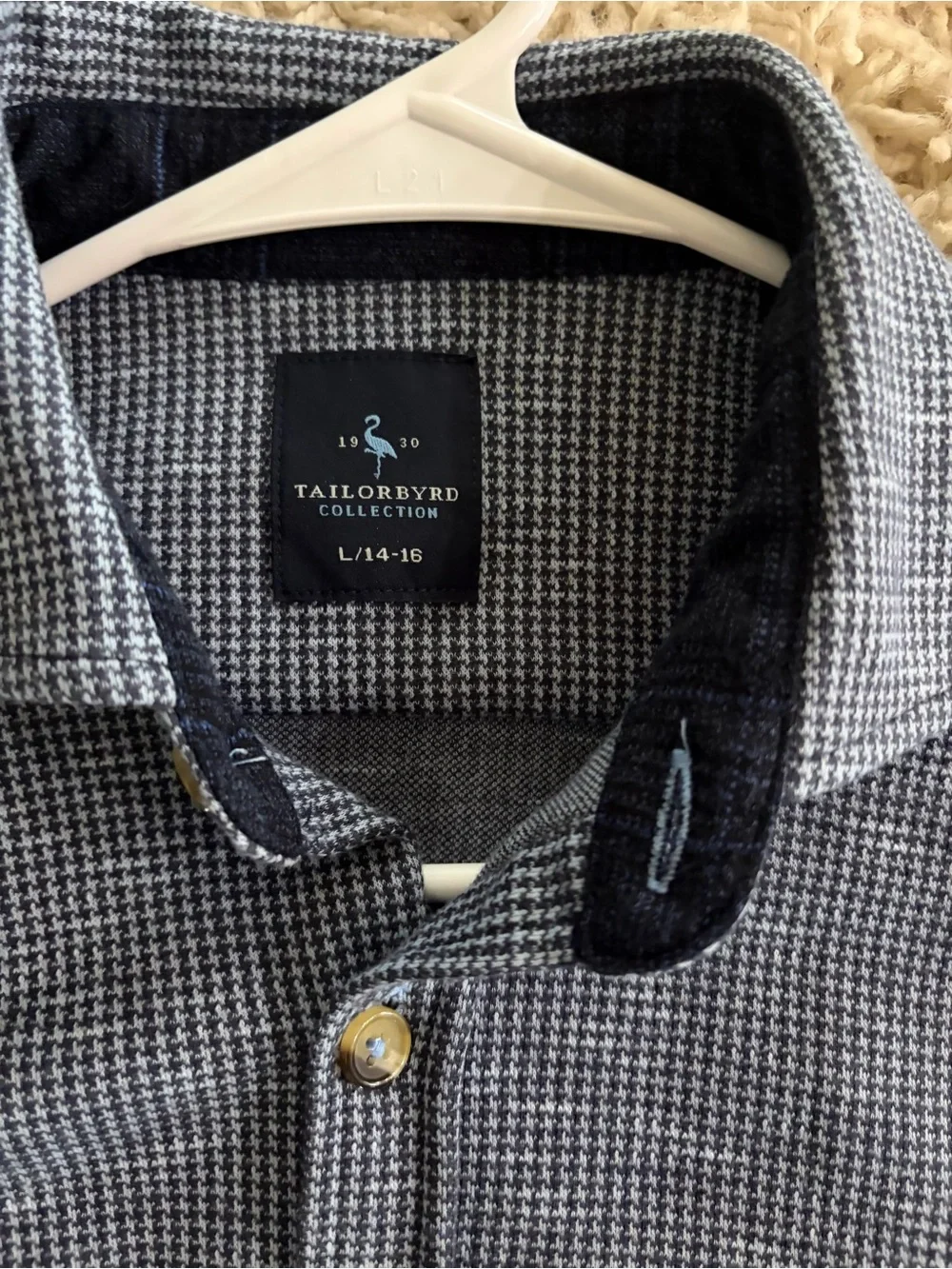 Tailorbyrd lightweight button